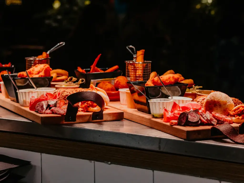 Borrelplank bij The Boules Club in Alkmaar